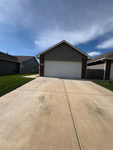 2605 W 55th St N, Wichita, KS 67204