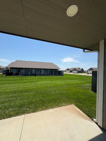 2605 W 55th St N, Wichita, KS 67204