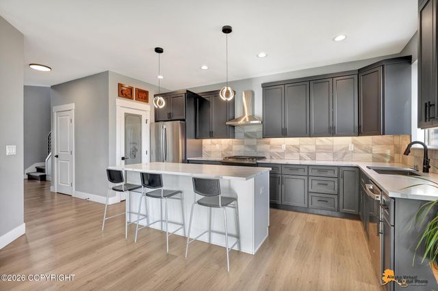 2231 S Crown View Circle, Wasilla, AK 99654