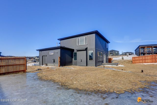 2231 S Crown View Circle, Wasilla, AK 99654