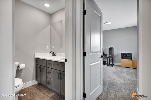 2231 S Crown View Circle, Wasilla, AK 99654