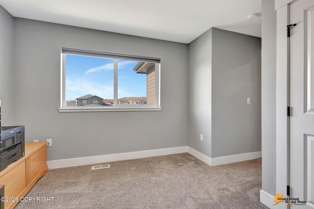 2231 S Crown View Circle, Wasilla, AK 99654