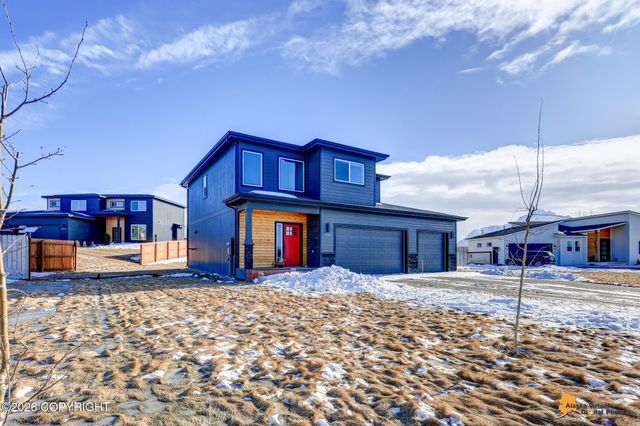 2231 S Crown View Circle, Wasilla, AK 99654