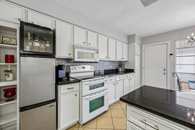 10578 High Hollows Drive 268, Dallas, TX 75230
