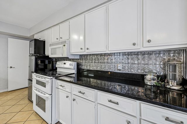 10578 High Hollows Drive 268, Dallas, TX 75230
