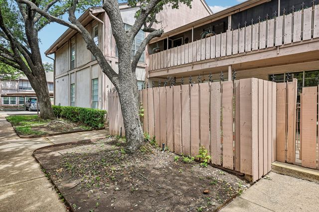 10578 High Hollows Drive 268, Dallas, TX 75230