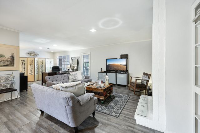 10578 High Hollows Drive 268, Dallas, TX 75230