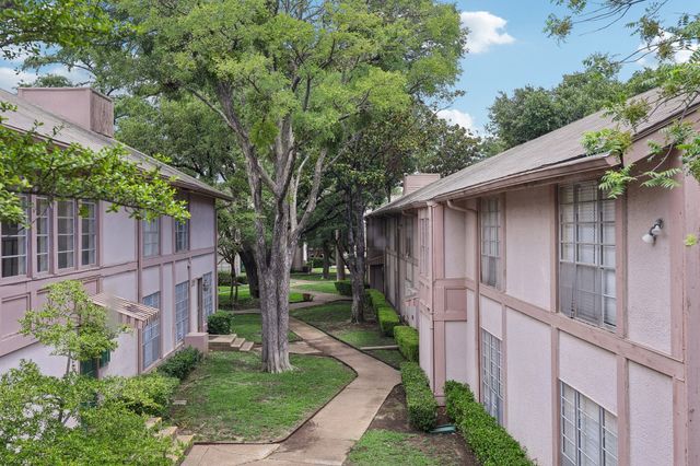 10578 High Hollows Drive 268, Dallas, TX 75230