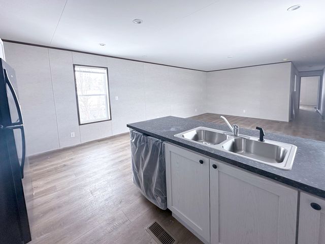 5 7117 Cr-59, Mansfield, OH 44904