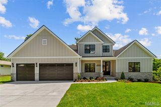 1050 Couch Avenue, St Louis, MO 63122