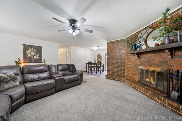 36283 E 121st Street S, Coweta, OK 74429