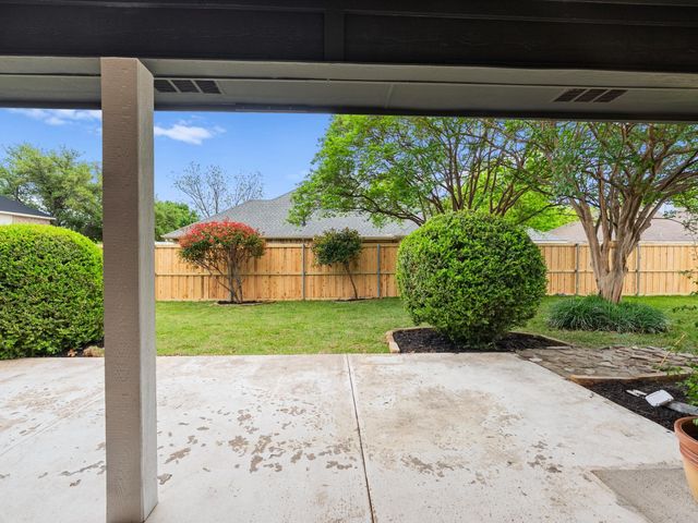 7306 Lynn Drive, Rowlett, TX 75088