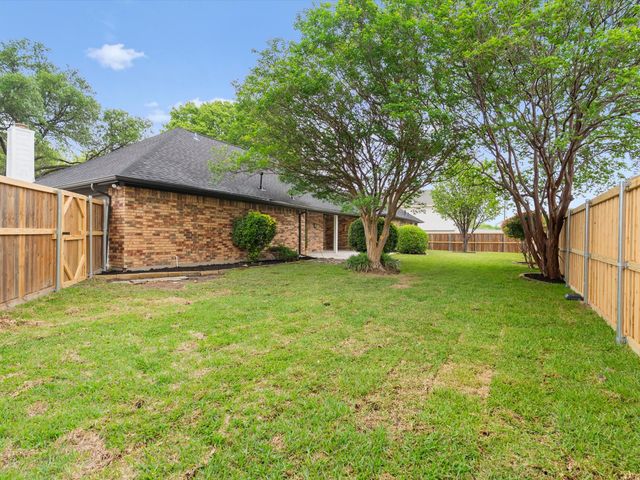 7306 Lynn Drive, Rowlett, TX 75088