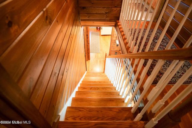 105 6th Street, Malta, NY 12866