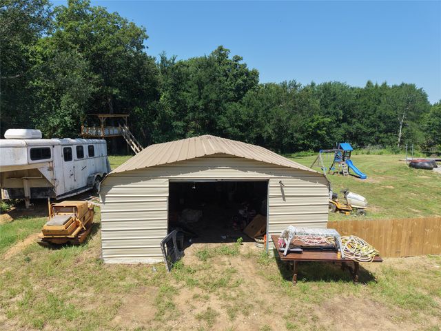 3700 County Road 4040, Whitewright, TX 75491