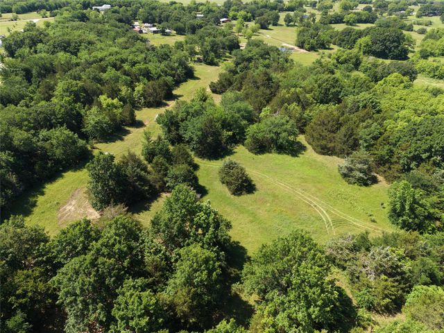 3700 County Road 4040, Whitewright, TX 75491