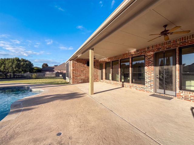 6530 Swallow Court, Celina, TX 75071