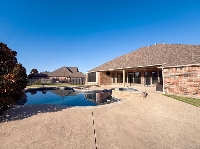 6530 Swallow Court, Celina, TX 75071