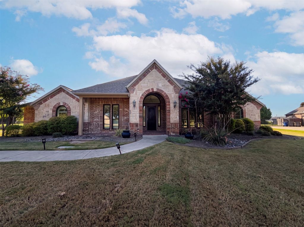 6530 Swallow Court, Celina, TX 75071