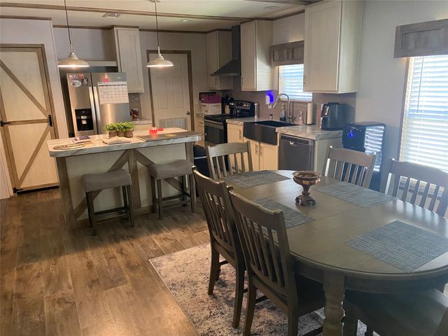 1366 Dogwood Trail, Hawk Cove, TX 75474