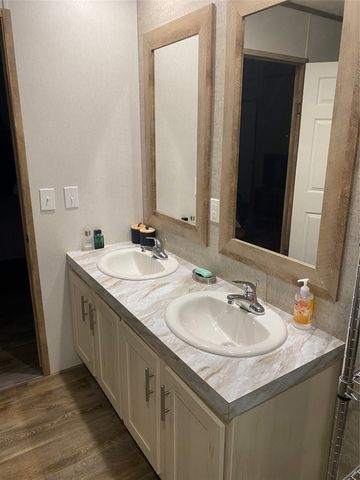 1366 Dogwood Trail, Hawk Cove, TX 75474