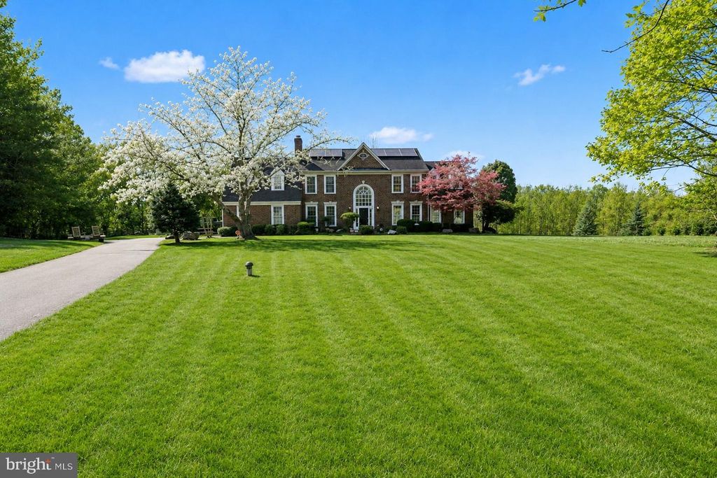 1215 HERITAGE HILLS DR, Upper Marlboro, MD 20774