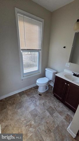 910 SMITH DR, York, PA 17408