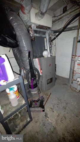 910 SMITH DR, York, PA 17408