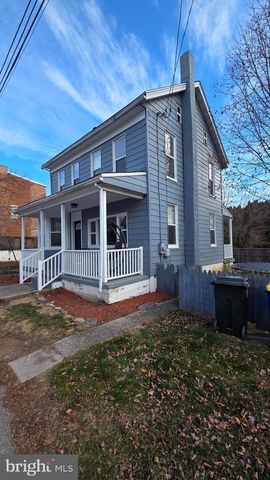 910 SMITH DR, York, PA 17408