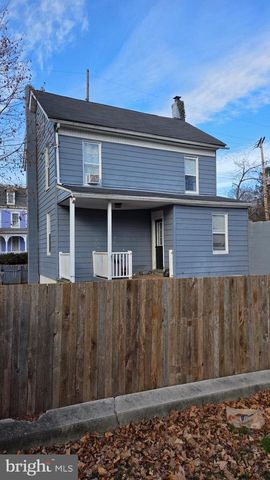 910 SMITH DR, York, PA 17408