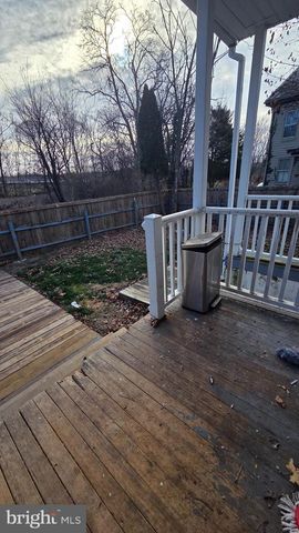 910 SMITH DR, York, PA 17408