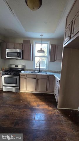 910 SMITH DR, York, PA 17408