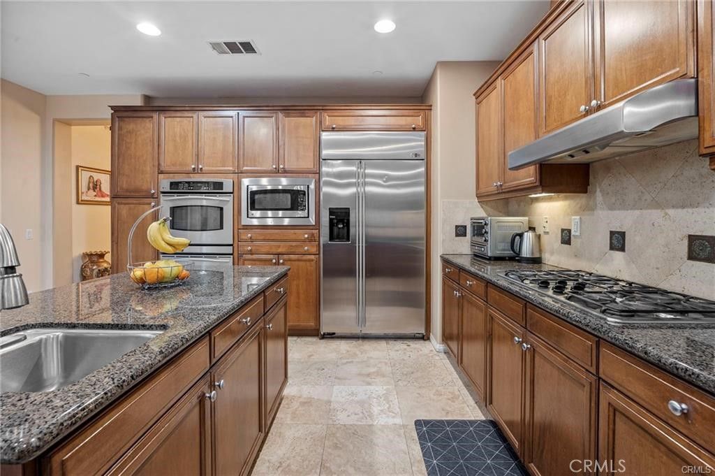 Image 14 of property listing at 290 Cross Rail, Norco, CA 92860