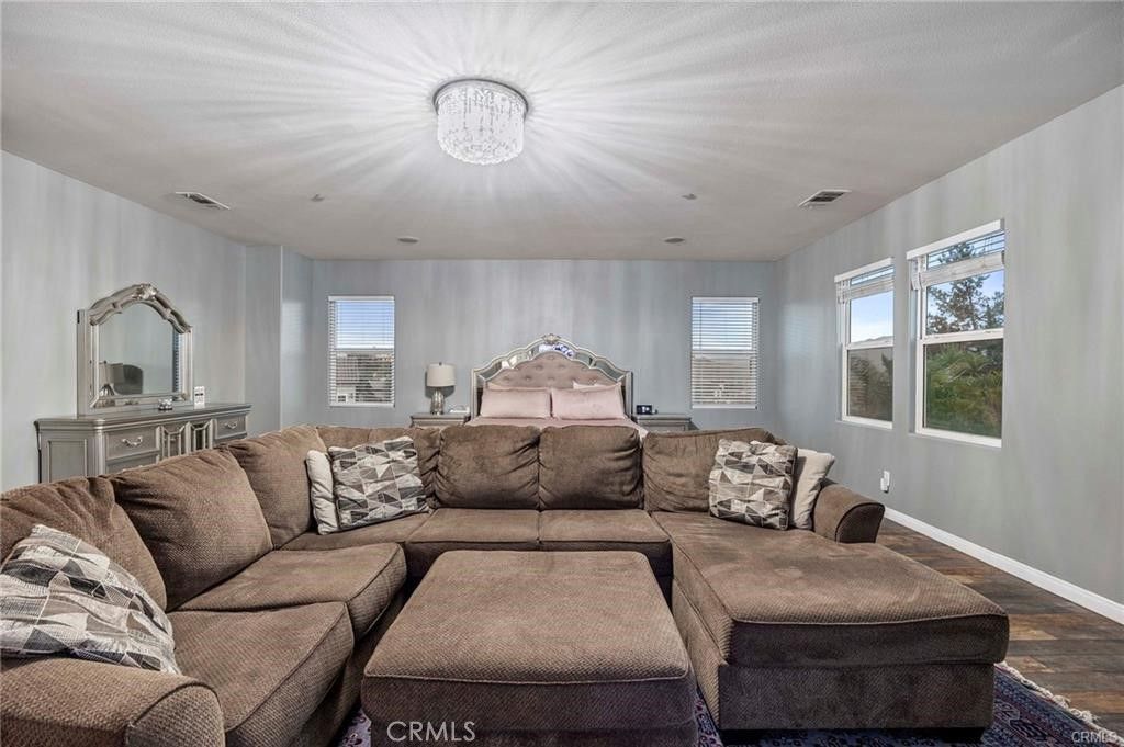 Image 26 of property listing at 290 Cross Rail, Norco, CA 92860