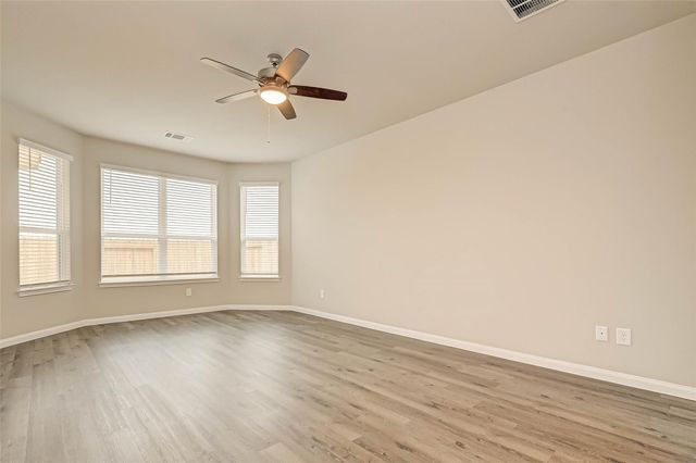 2507 Steelhead Drive, Conroe, TX 77384