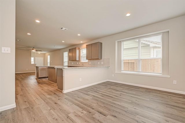 2507 Steelhead Drive, Conroe, TX 77384