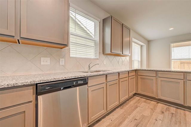 2507 Steelhead Drive, Conroe, TX 77384