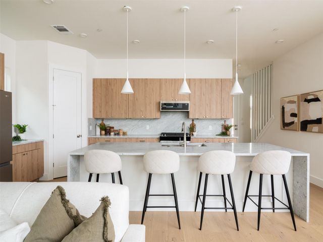 6409 Bradsher C, Austin, TX 78745