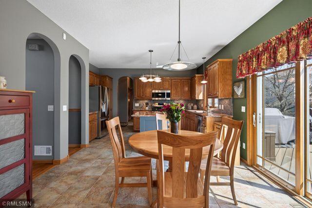 10840 Alberton Way, Inver Grove Heights, MN 55077