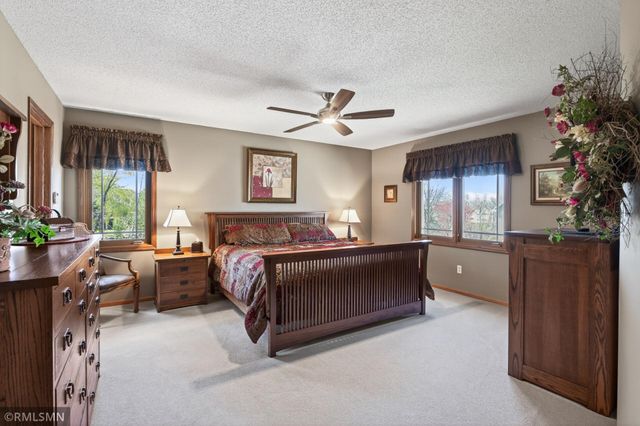 10840 Alberton Way, Inver Grove Heights, MN 55077