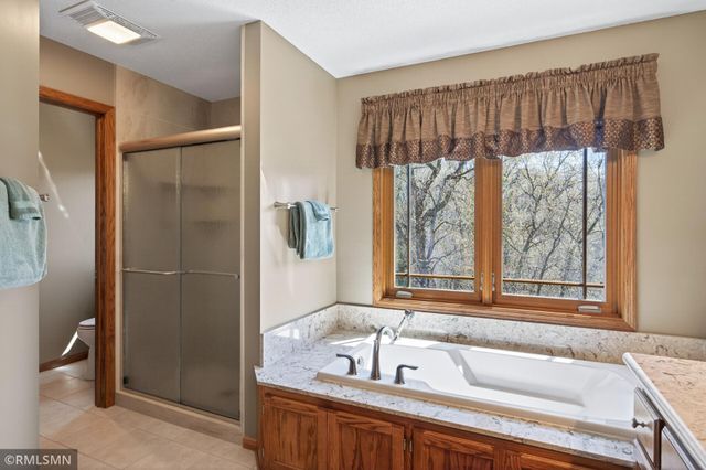 10840 Alberton Way, Inver Grove Heights, MN 55077