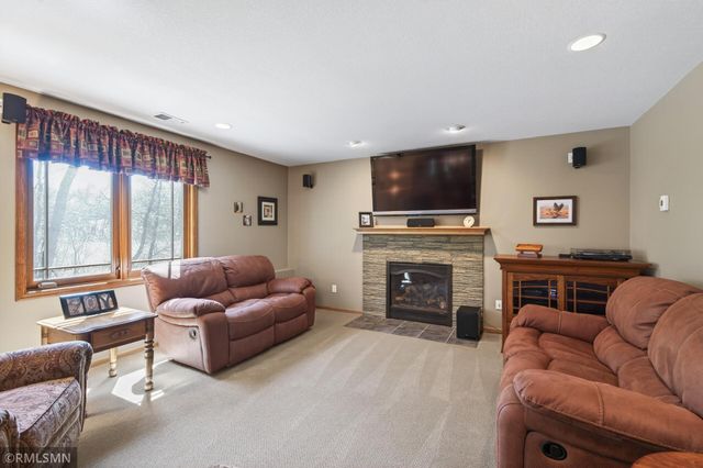 10840 Alberton Way, Inver Grove Heights, MN 55077