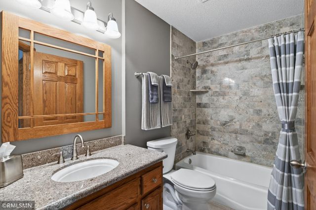 10840 Alberton Way, Inver Grove Heights, MN 55077