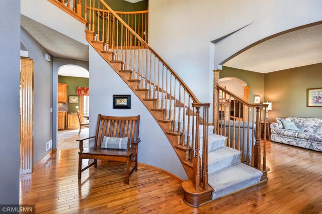 10840 Alberton Way, Inver Grove Heights, MN 55077