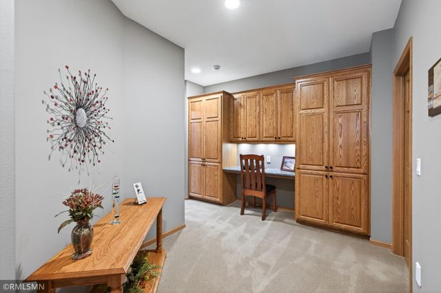 10840 Alberton Way, Inver Grove Heights, MN 55077