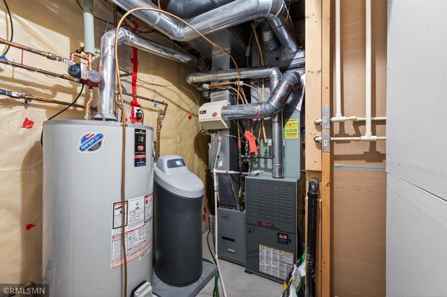 10840 Alberton Way, Inver Grove Heights, MN 55077