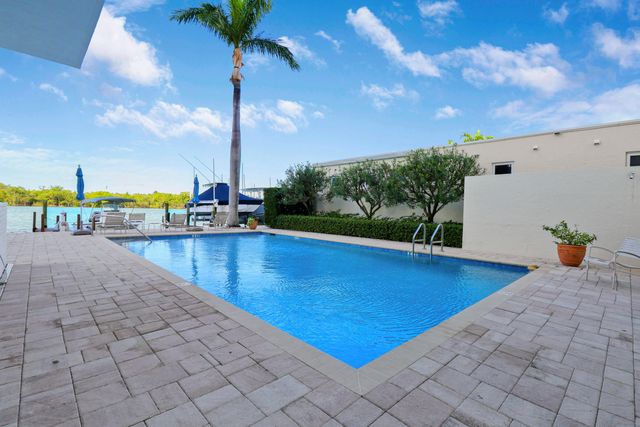 375 S Beach Road 802, Tequesta, FL 33469