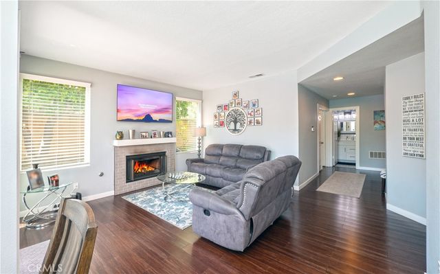 2250 Calle Liseta, San Dimas, CA 91773