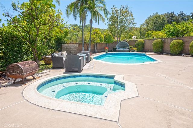 2250 Calle Liseta, San Dimas, CA 91773