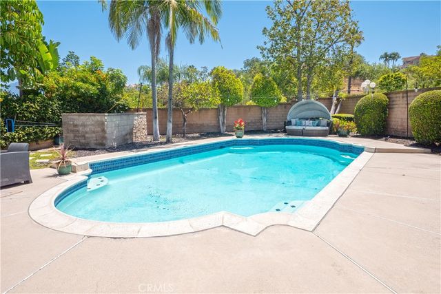 2250 Calle Liseta, San Dimas, CA 91773